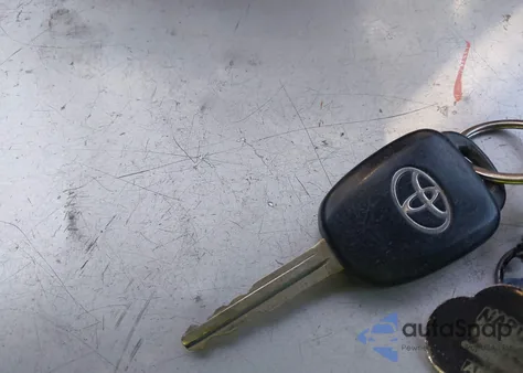 2018 Toyota Corolla Le из США, поврежденный, VIN 2T1BURHE6JC989656